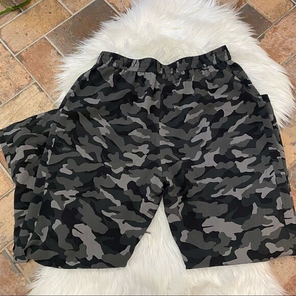 [Joie] Relax Camo printed jogger pants - Size Medium - Picture 5 of 8